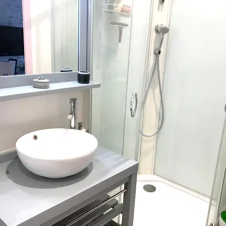 Studio Rue Du Petit Doucy * Bellot
